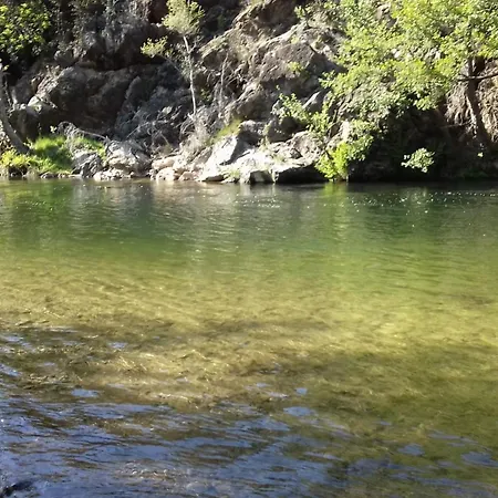 Clos A Malypense Chez Mr Montamat 民宿 *