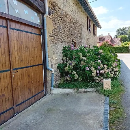 Clos A Malypense Chez Mr Montamat *