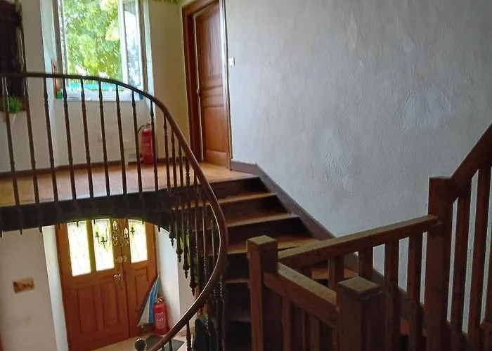 Clos A Malypense Chez Mr Montamat *