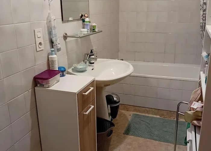 Alloggio in famiglia Clos A Malypense Chez Mr Montamat *