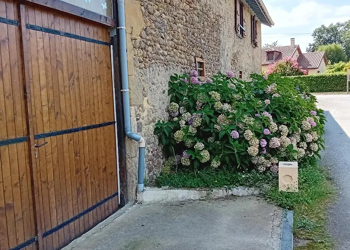 Clos A Malypense Chez Mr Montamat *