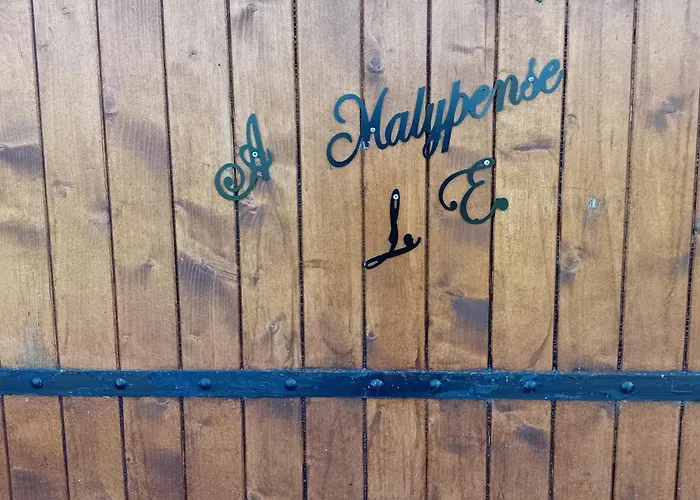 Clos A Malypense Chez Mr Montamat Galan