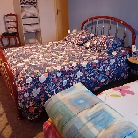 Clos A Malypense Chez Mr Montamat Pansiyon *